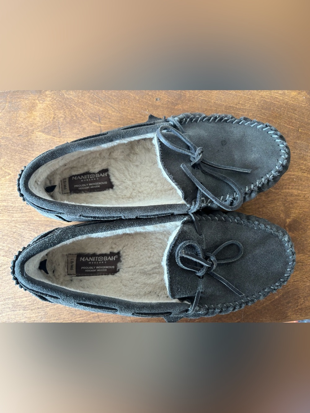 Manitobah Mukluks ladies size 8